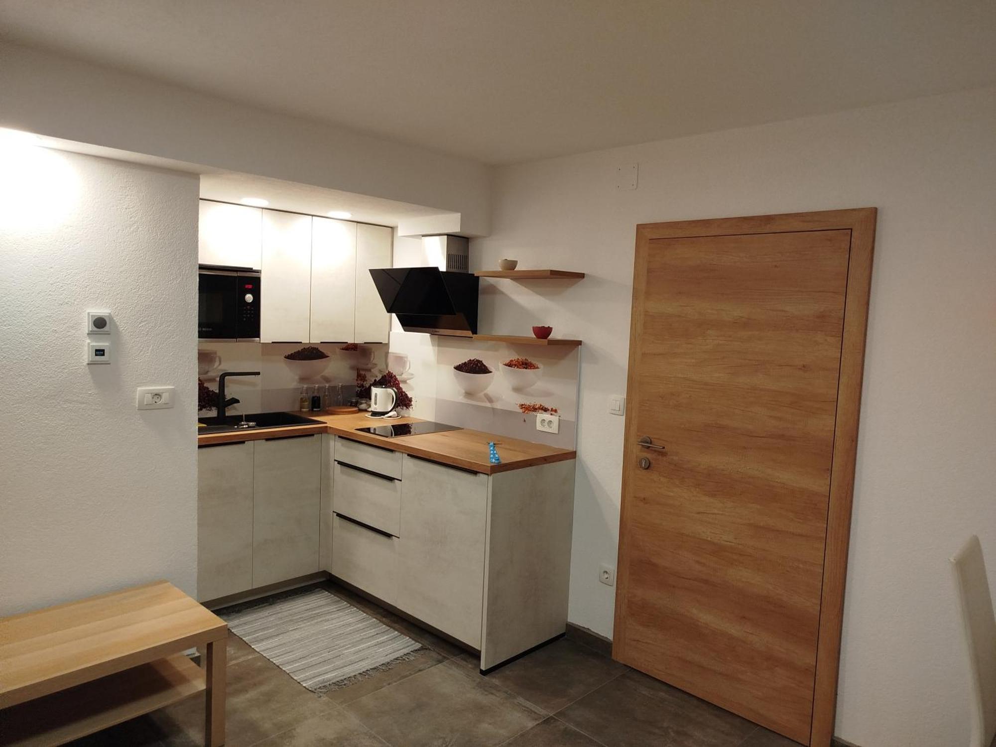 Apartma Mamut 1850 Kamnik Buitenkant foto