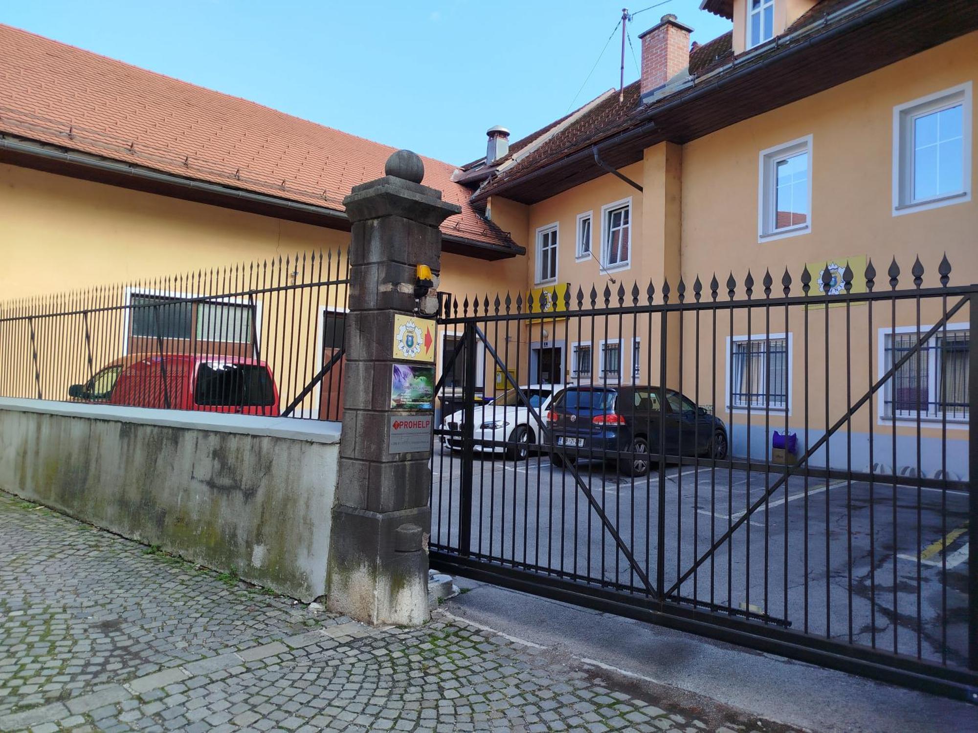 Apartma Mamut 1850 Kamnik Buitenkant foto