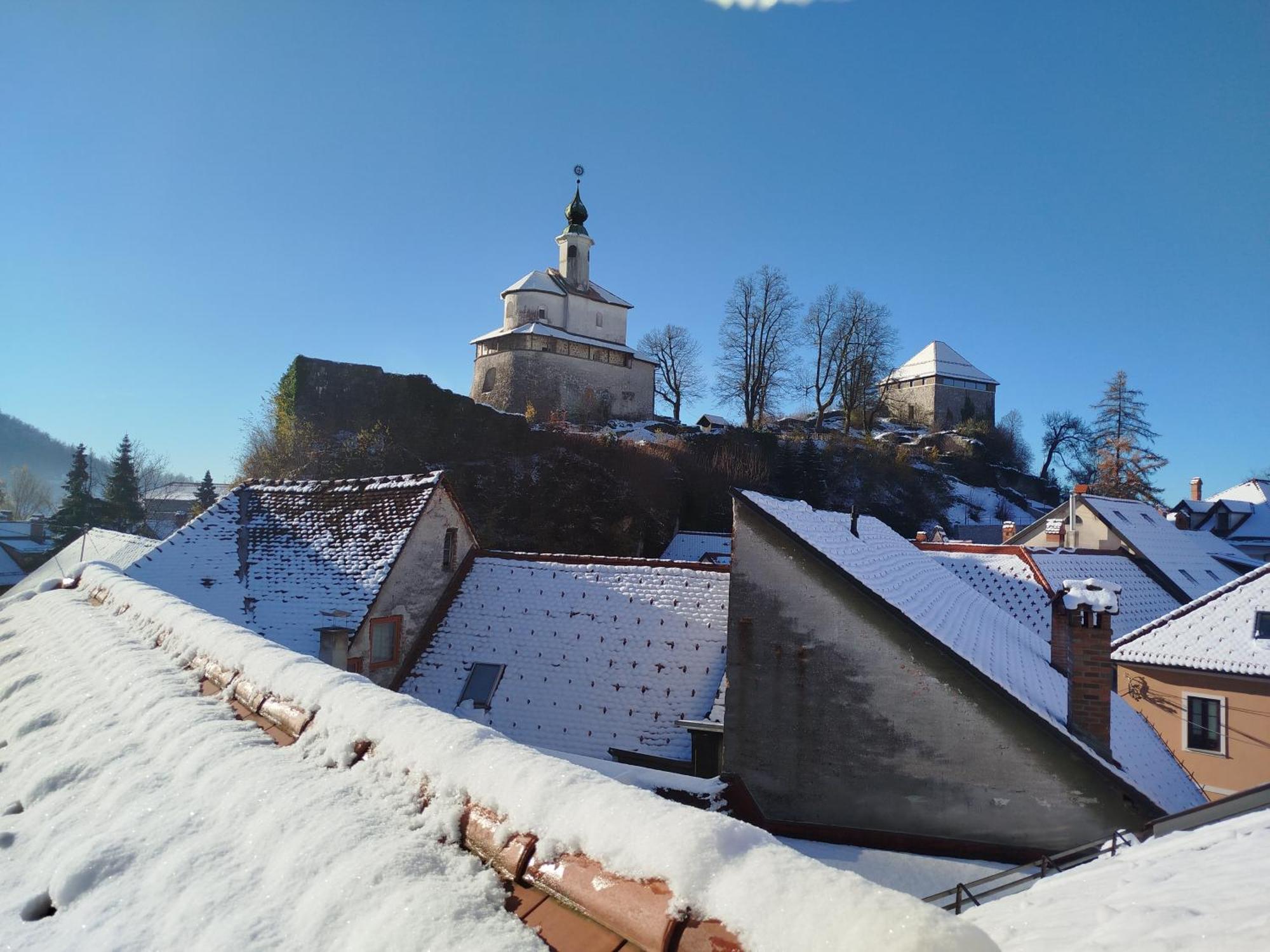 Apartma Mamut 1850 Kamnik Buitenkant foto