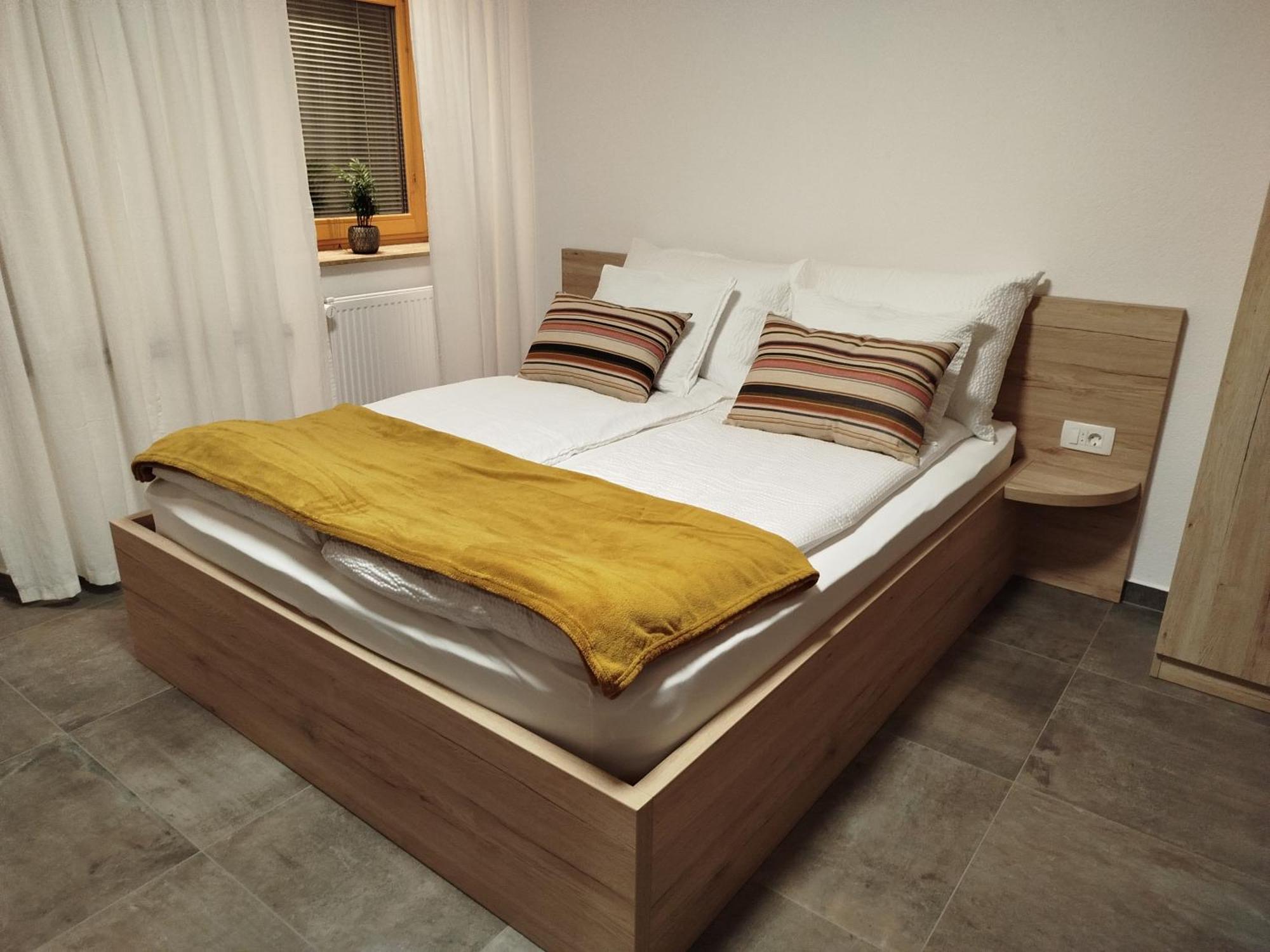 Apartma Mamut 1850 Kamnik Buitenkant foto